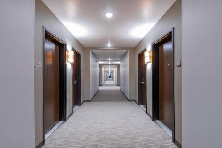 Hotel Interior 4 of 22