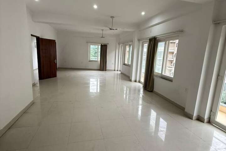 Ballroom/Hall 54 of 69
