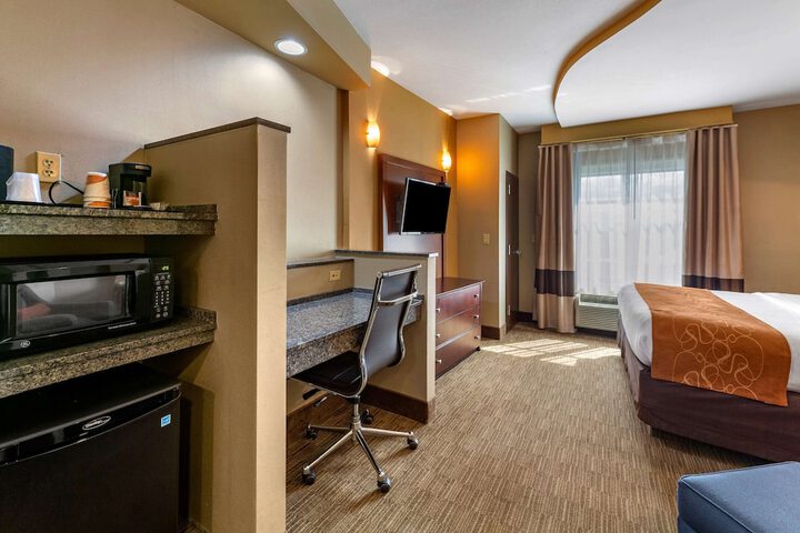 Standard | King Bed (13 of 15)