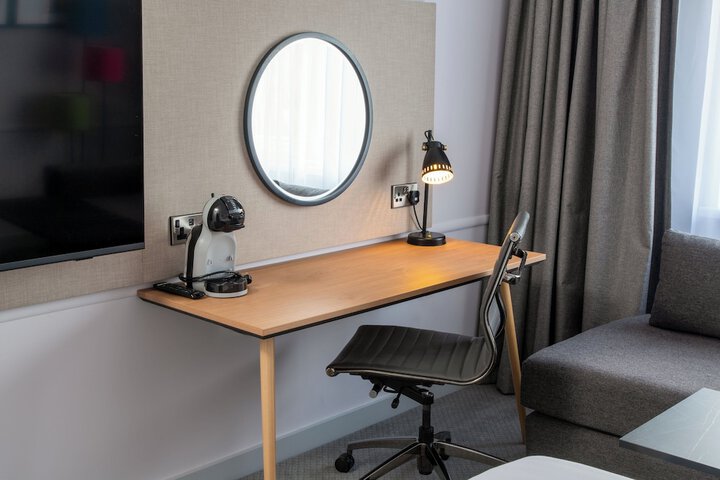 Room 29 of 176