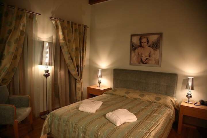 Room 5 of 46