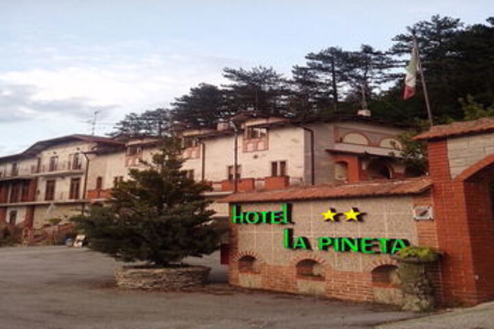 Hotel 18 of 24