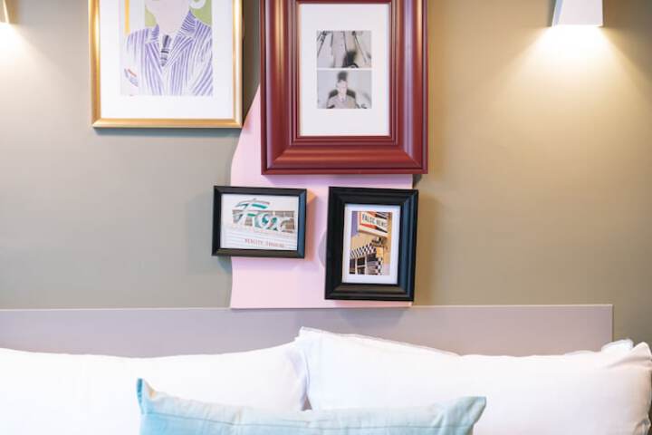 Room 8 of 46