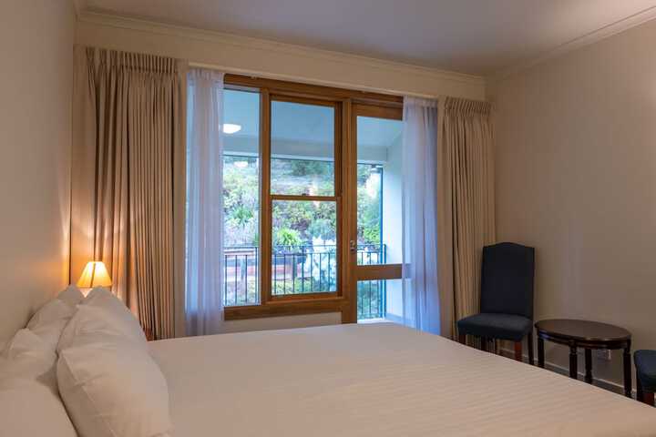 Room 60 of 210