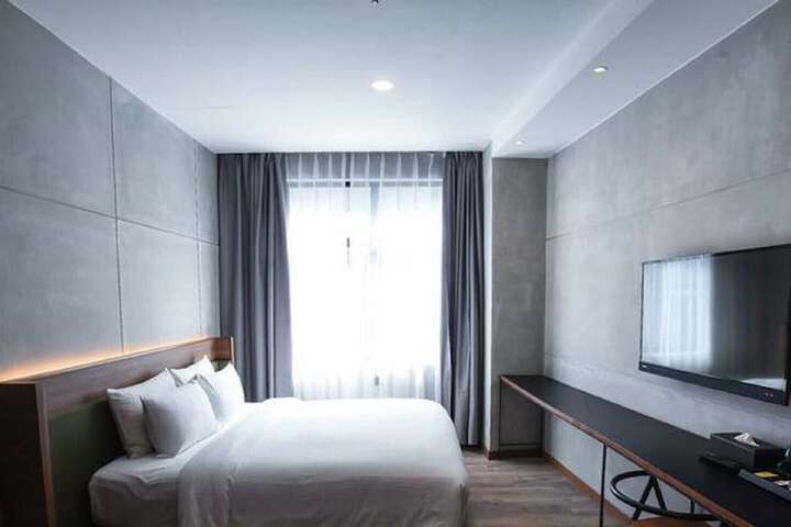 Room 47 of 101