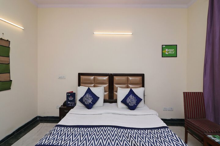 Room 8 of 21