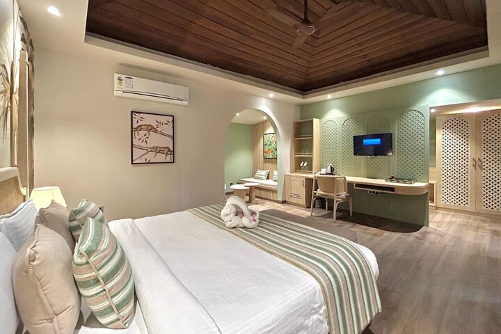 Room 14 of 56