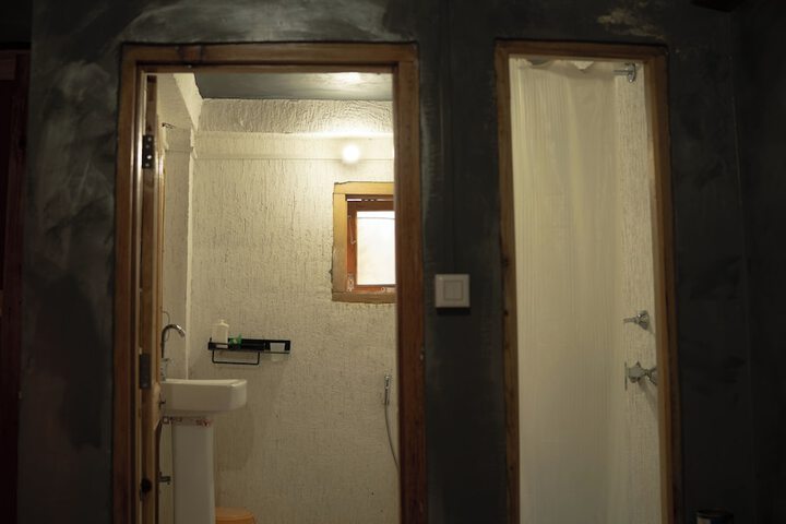 Room 31 of 69