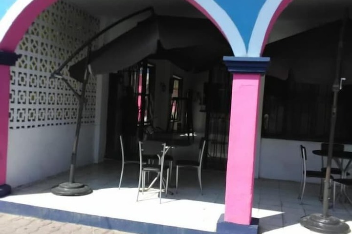 Hotel 4 of 15