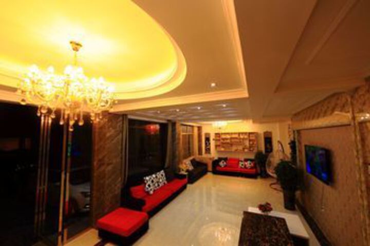 Hotel Interior 8 of 11