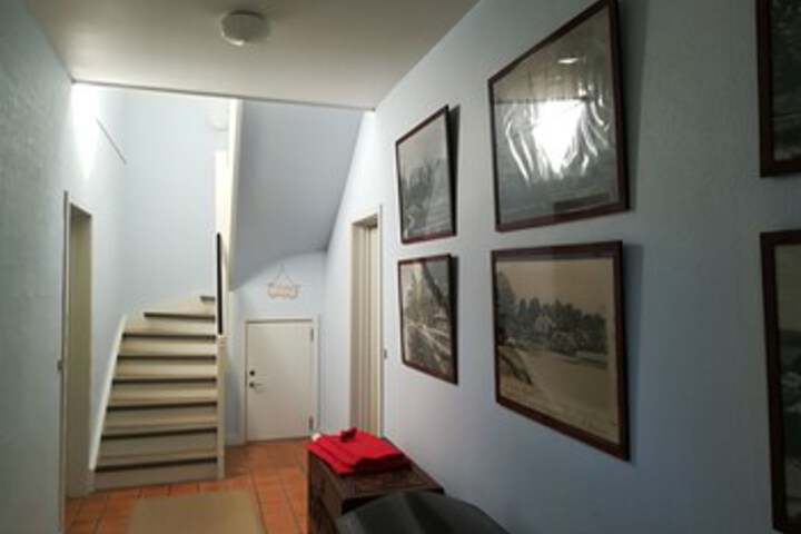 Ballroom/Hall 26 of 62