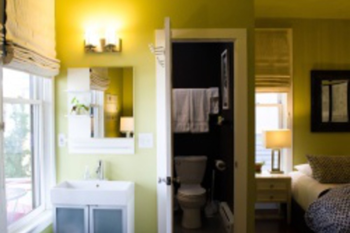 Room 319 of 671
