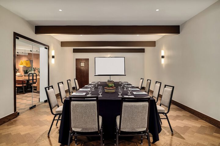 Meeting facility