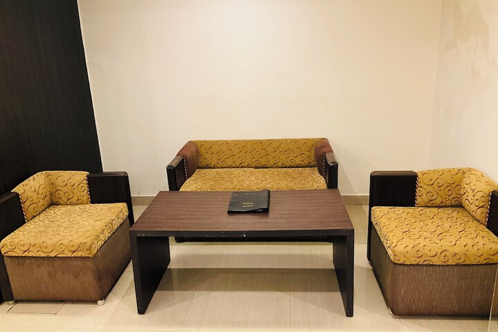 Room 28 of 47