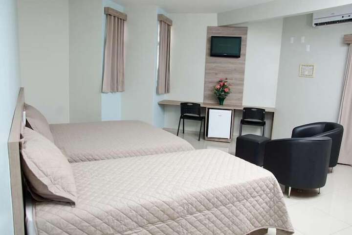 Room 6 of 27