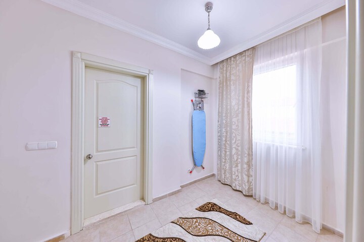 Room 28 of 53