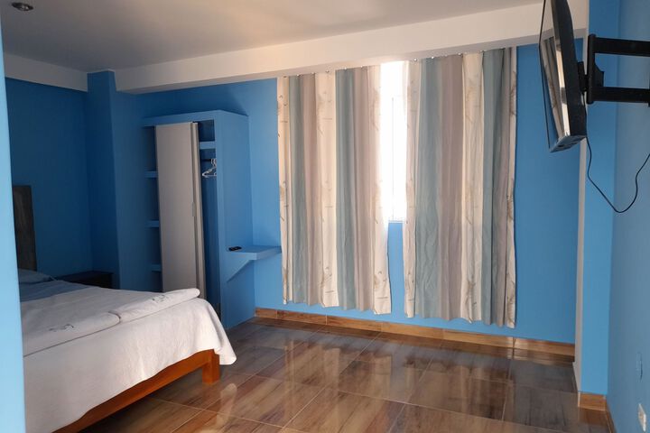 Room 15 of 25