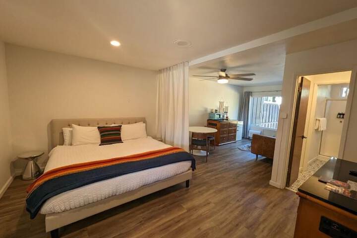 Room 19 of 42