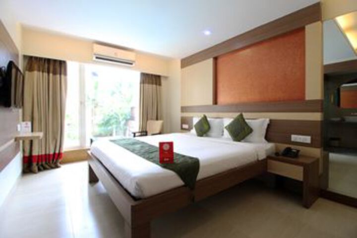 Room 8 of 25