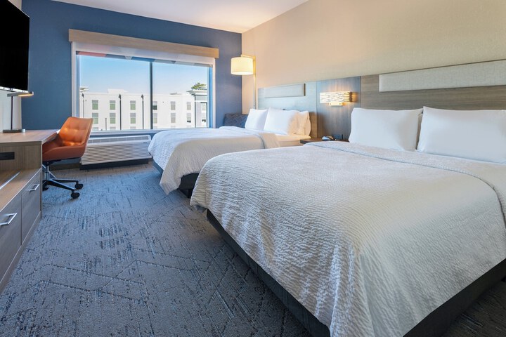 Room 20 of 45
