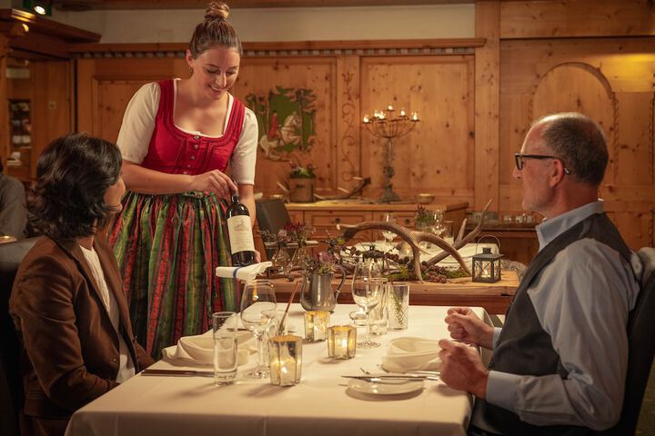 Dining 77 of 118