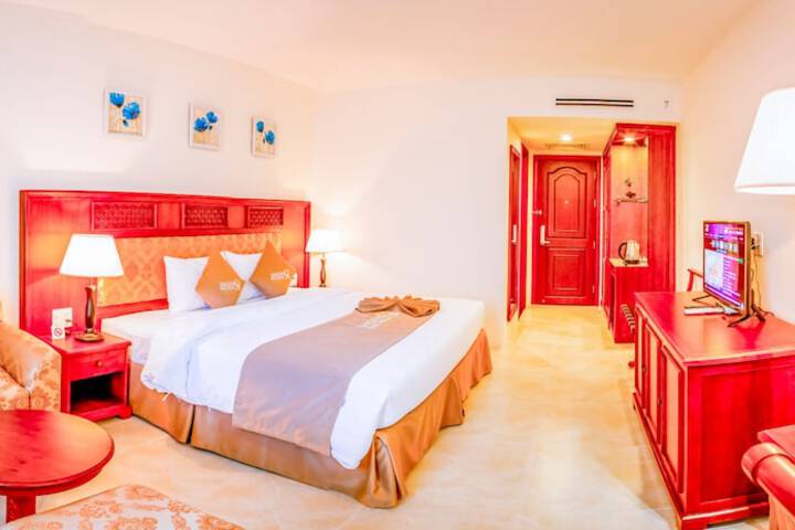 Room 6 of 42