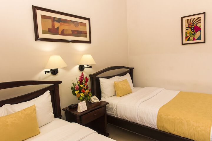 Room 42 of 82