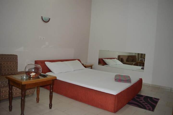 Room 17 of 23