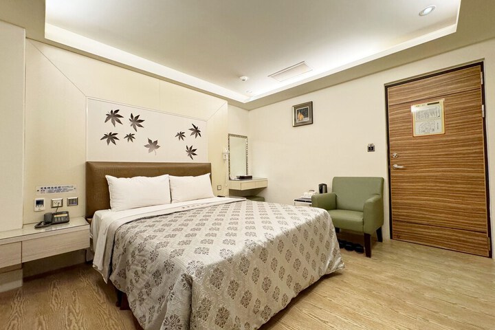 Room 50 of 160