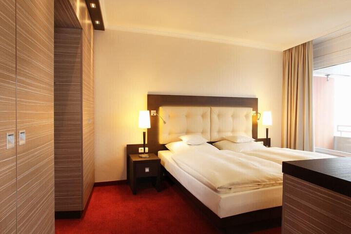 Room 21 of 57