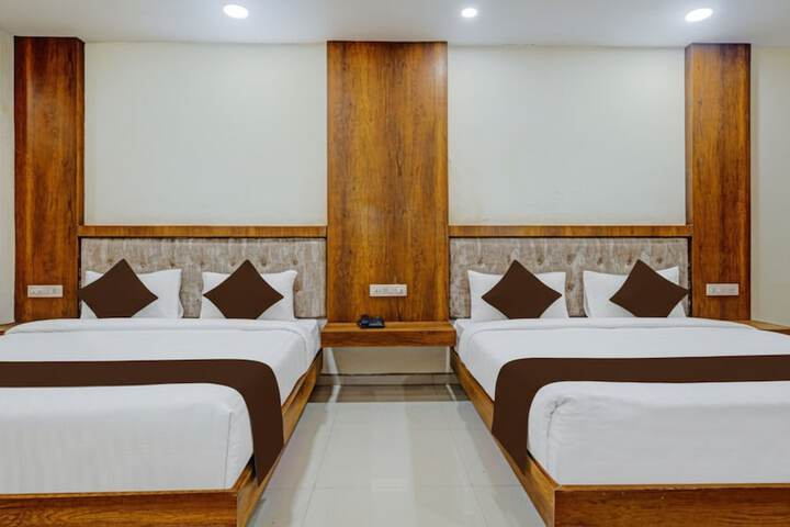 Room 27 of 44