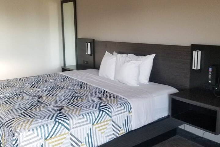 Room 11 of 26