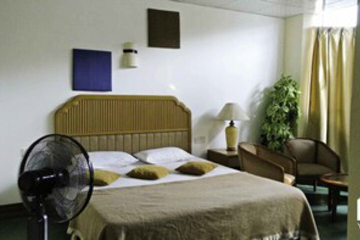 Room 18 of 19