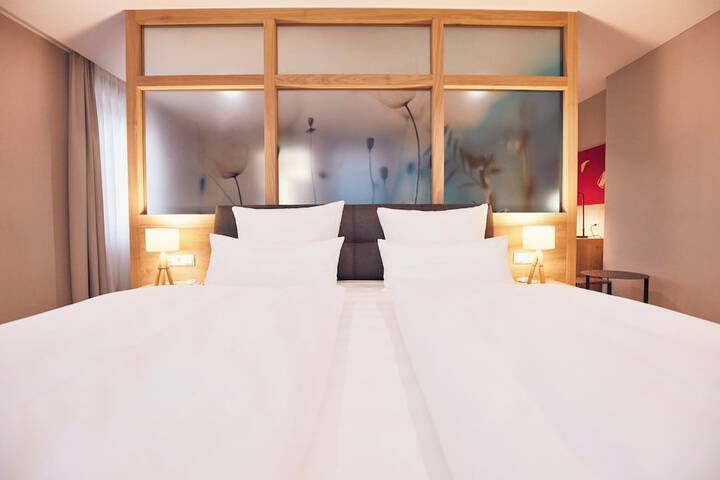Room 20 of 48