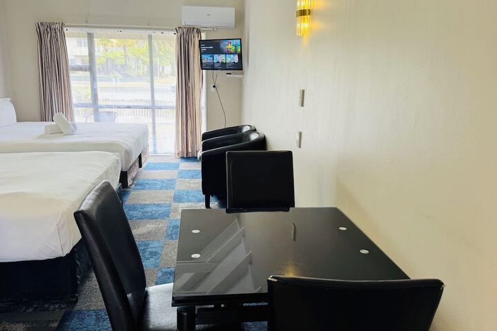 Room 49 of 75