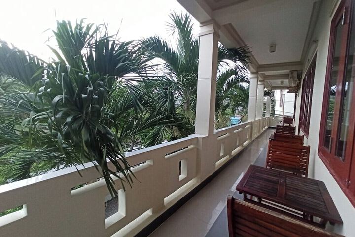 Hotel 52 of 59