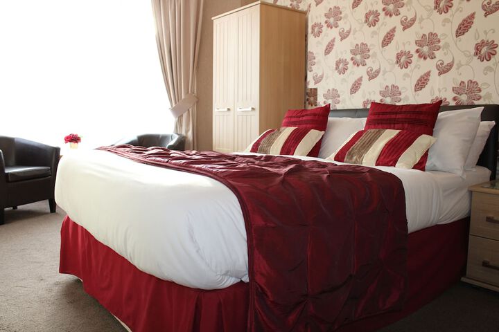 Room 2 of 34