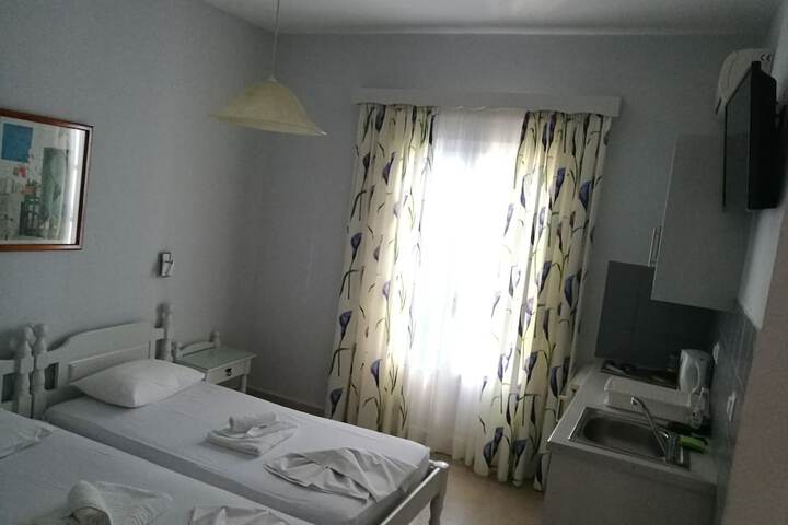 Room 4 of 54
