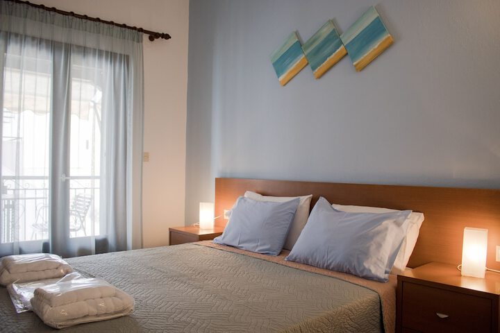 Room 13 of 50