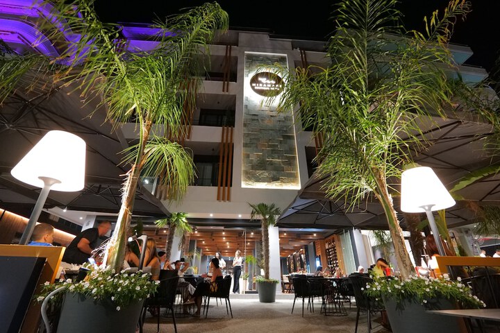 Hotel 50 of 65