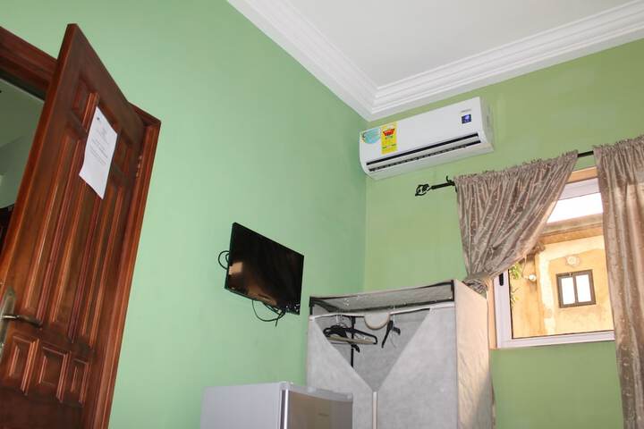 Room 25 of 56