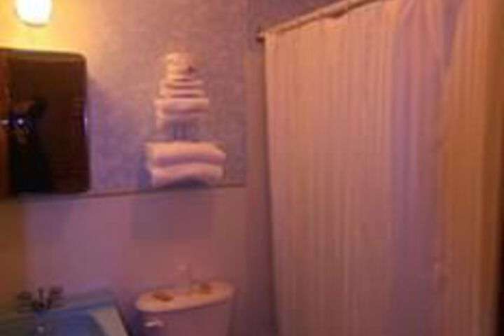 Room 2 of 48