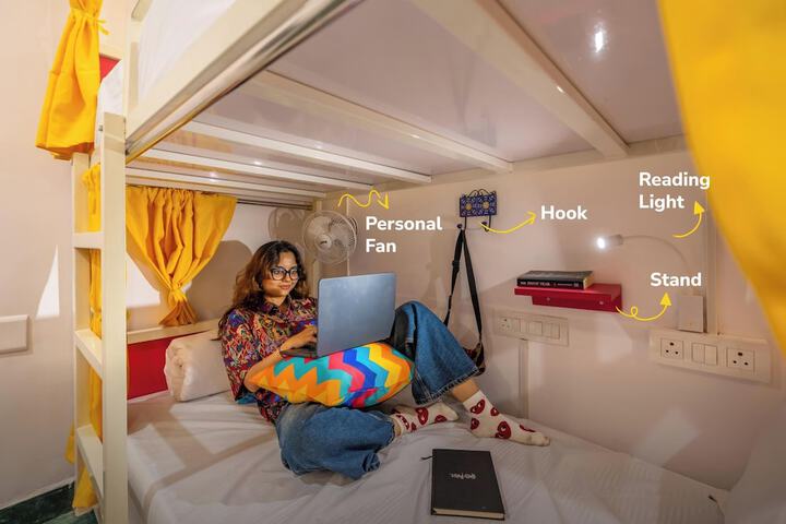 Room 28 of 39