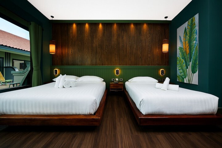 Room 5 of 49