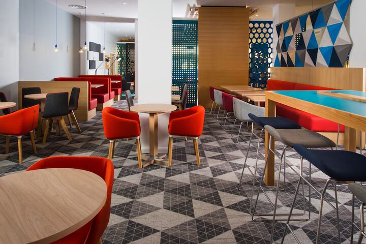 Guest Lobby