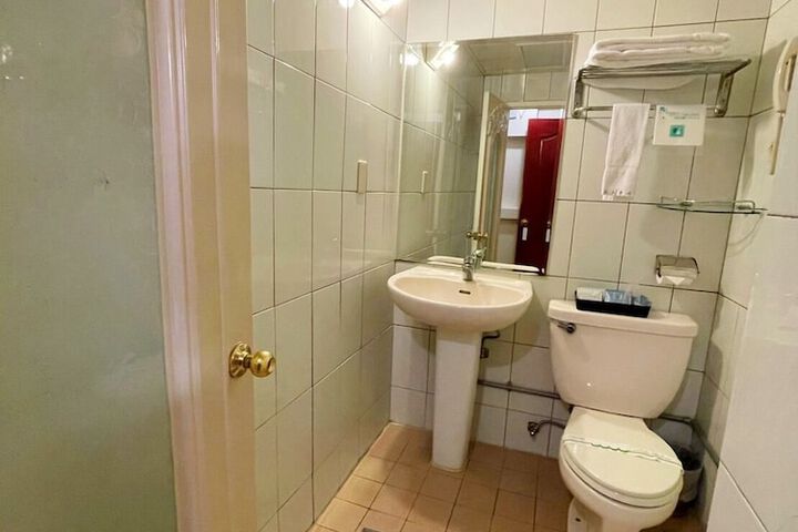 Room 54 of 71