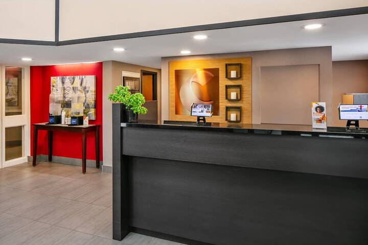 Hotel Lobby