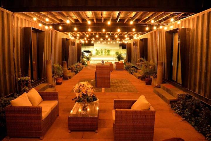 Hotel 10 of 11