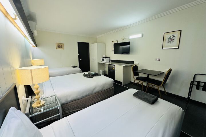 Room 3 of 30