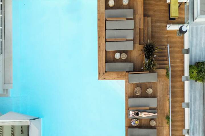 Pool 15 of 36